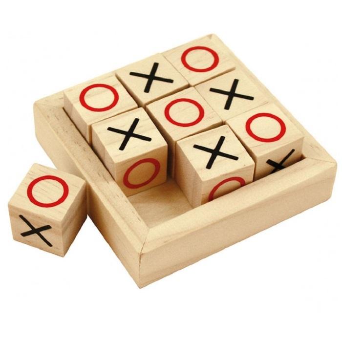 Noughts & Crosses.